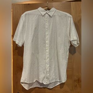 Men's Short-Sleeve Button-Down Shirt in White